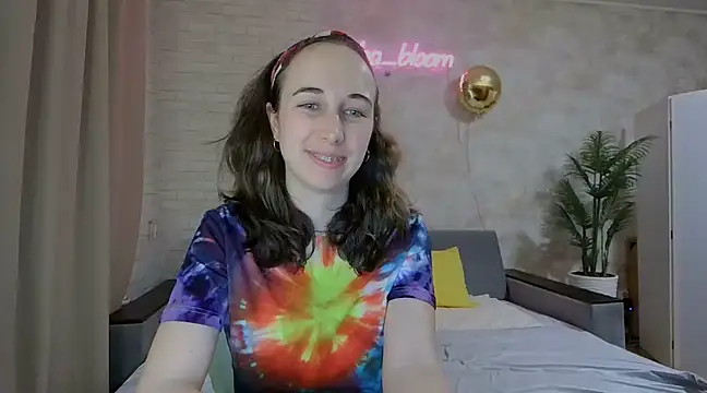 Anika bloom online show from 02/16/25, 11:59