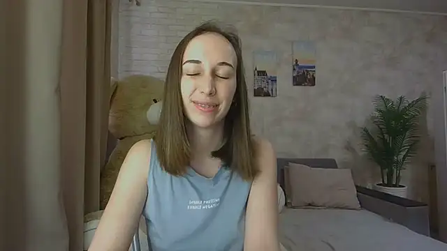 Anika bloom online show from 10/03/25, 10:12