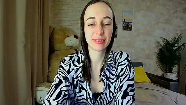 Snapshot of Anika_bloom chatting on 02/03/26, 07:41 Anika bloom online show from 02/03/26, 07:41