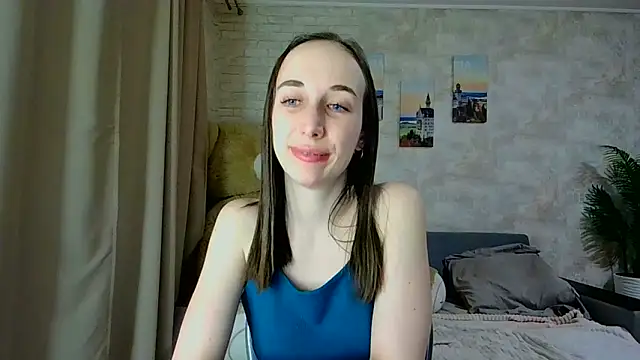 Snapshot of Anika_bloom chatting on 02/08/26, 08:01 Anika bloom online show from 02/08/26, 08:01