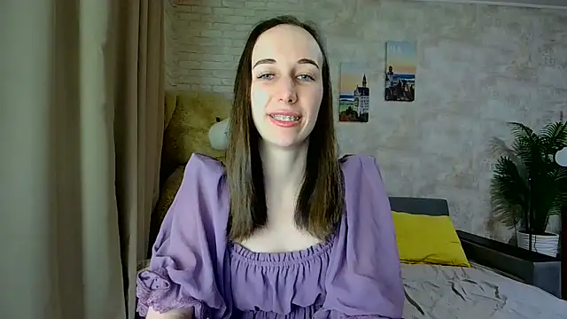 Snapshot of Anika_bloom chatting on 02/14/26, 12:18 Anika bloom online show from 02/14/26, 12:18