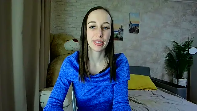 Snapshot of Anika_bloom chatting on 02/17/26, 07:53 Anika bloom online show from 02/17/26, 07:53