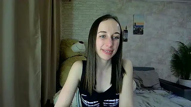 Snapshot of Anika_bloom chatting on 03/12/26, 12:50 Anika bloom online show from 03/12/26, 12:50