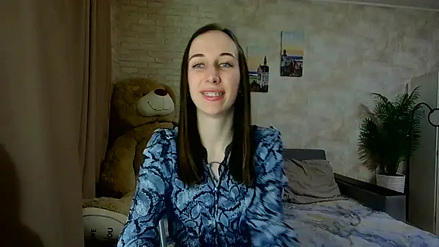 Snapshot of Anika_bloom chatting on 03/13/26, 10:05 Anika bloom online show from 03/13/26, 10:05