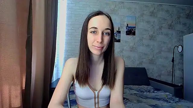 Snapshot of Anika_bloom chatting on 04/10/26, 10:20 Anika bloom online show from 04/10/26, 10:20