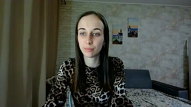 Snapshot of Anika_bloom chatting on 04/25/26, 07:33 Anika bloom online show from 04/25/26, 07:33