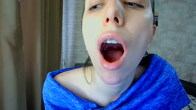 Snapshot of Anika_bloom chatting on 04/27/26, 05:38 Anika bloom online show from 04/27/26, 05:38