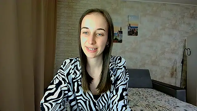 Snapshot of Anika_bloom chatting on 04/28/26, 04:34 Anika bloom online show from 04/28/26, 04:34