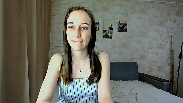 Snapshot of Anika_bloom chatting on 05/24/26, 06:29 Anika bloom online show from 05/24/26, 06:29
