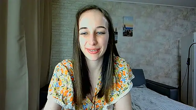 Snapshot of Anika_bloom chatting on 05/27/26, 01:57 Anika bloom online show from 05/27/26, 01:57
