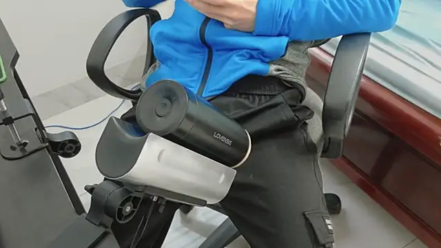 Snapshot of MIXEMKUTAKO chatting on 11/19/25, 05:40 MIXEMKUTAKO online show from 11/19/25, 05:40