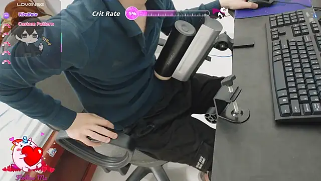 Snapshot of MIXEMKUTAKO chatting on 12/04/25, 08:17 MIXEMKUTAKO online show from 12/04/25, 08:17