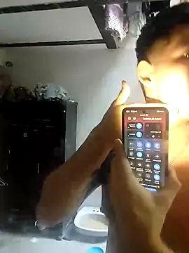 Snapshot of King_russo chatting on 10/21/25, 06:52 King russo online show from 10/21/25, 06:52