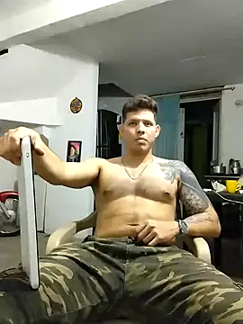 Snapshot of King_russo chatting on 10/24/25, 10:50 King russo online show from 10/24/25, 10:50