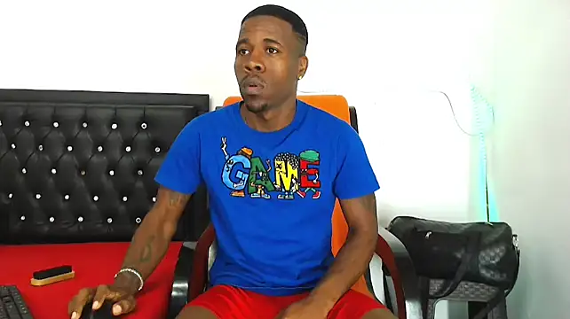 Damian hart 24CM online show from 11/26/25, 08:37