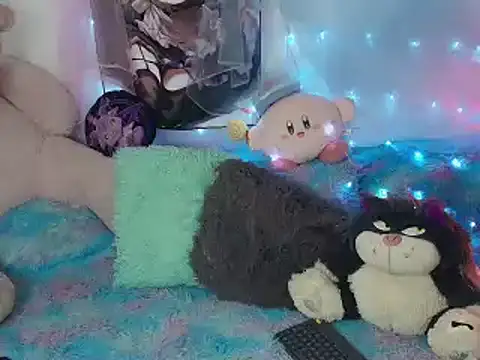 Kurumi57 online show from 10/18/25, 12:17