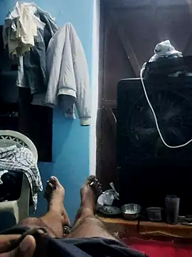 Snapshot of Xxxboyengi chatting on 10/25/25, 12:13 Xxxboyengi online show from 10/25/25, 12:13