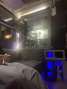 Snapshot of DirkD916 chatting on 10/21/25, 04:30 DirkD916 online show from 10/21/25, 04:30