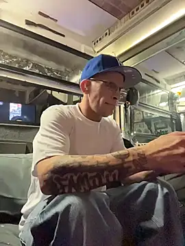 DirkD916 online show from 12/02/25, 06:08