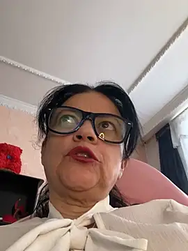 Sharongirl07 online show from 01/03/25, 12:08