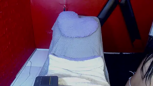 Monttserratt online show from 12/13/24, 10:55