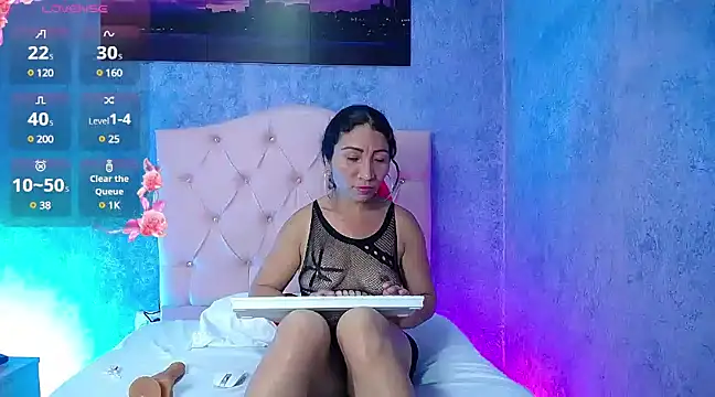jennaa milf  online show from 12/30/24, 07:32