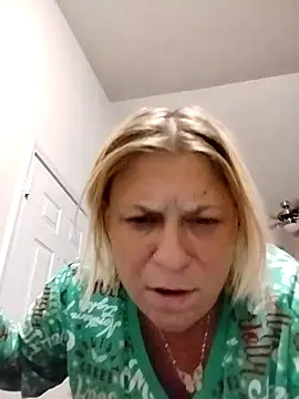 Snapshot of Playmate86 chatting on 12/07/24, 07:16 Playmate86 online show from 12/07/24, 07:16