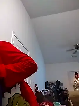 Snapshot of Playmate86 chatting on 12/17/24, 05:40 Playmate86 online show from 12/17/24, 05:40