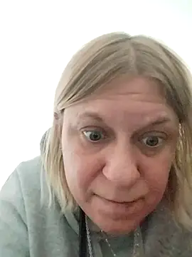 Snapshot of Playmate86 chatting on 03/07/25, 06:54 Playmate86 online show from 03/07/25, 06:54