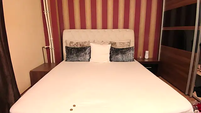 AshPage online show from 11/21/25, 09:46