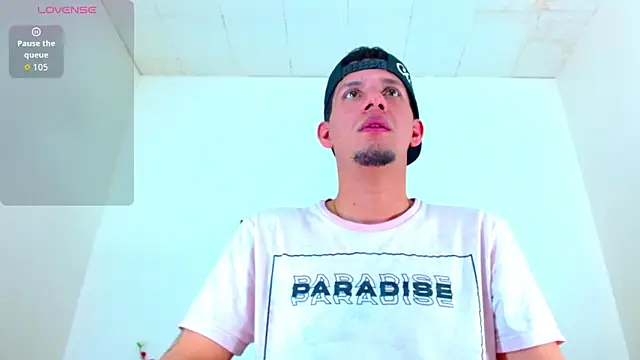 kevin  fox  online show from 09/27/25, 08:03