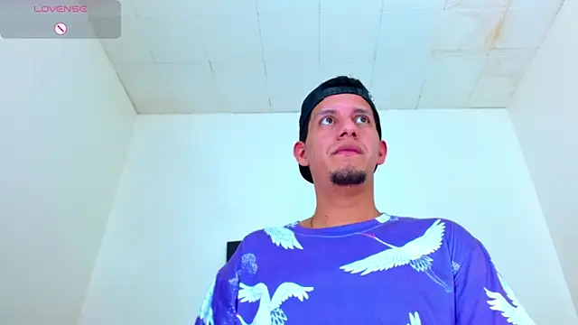 kevin  fox  online show from 10/03/25, 07:11