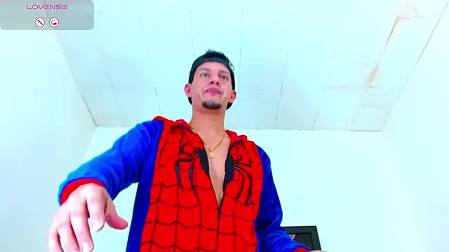 kevin  fox  online show from 10/04/25, 07:23