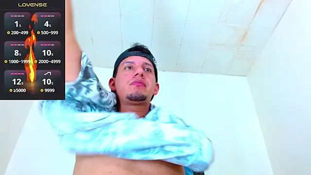 kevin  fox  online show from 10/18/25, 07:14