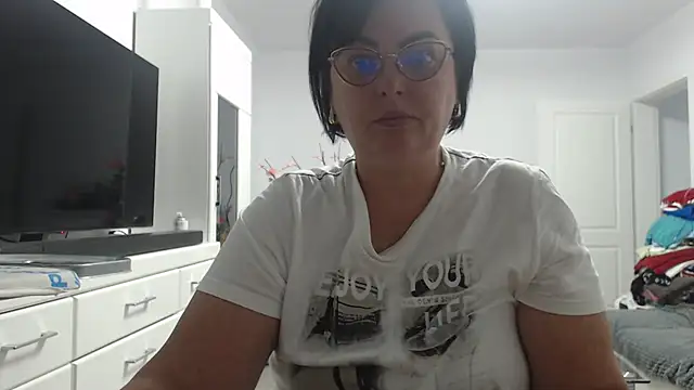 Amandamuller1982 online show from 09/20/25, 12:33