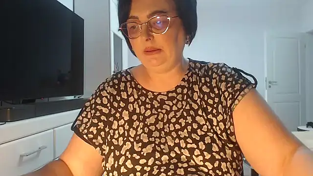 Amandamuller1982 online show from 05/13/26, 09:28