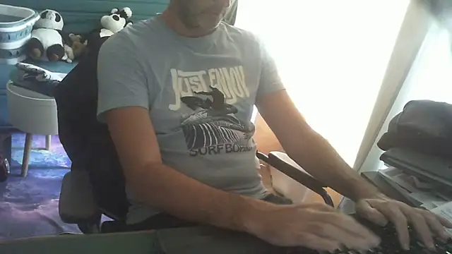 shyfrenchcock1 online show from 06/20/26, 11:57