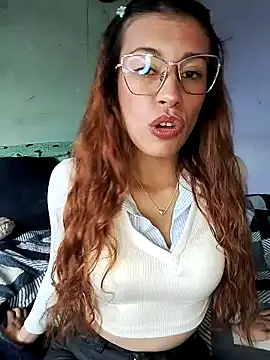 Snapshot of dahana0 chatting on 12/18/24, 03:33 dahana0 online show from 12/18/24, 03:33