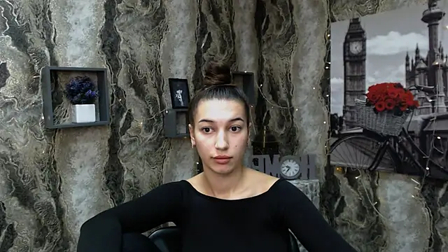KarolinaRosse  online show from 12/20/24, 10:43