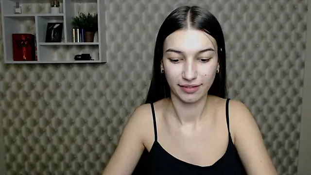 KarolinaRosse  online show from 12/27/24, 10:48
