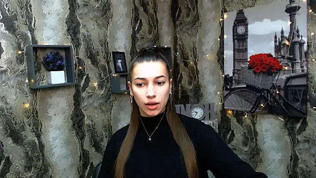 KarolinaRosse  online show from 01/05/25, 07:07