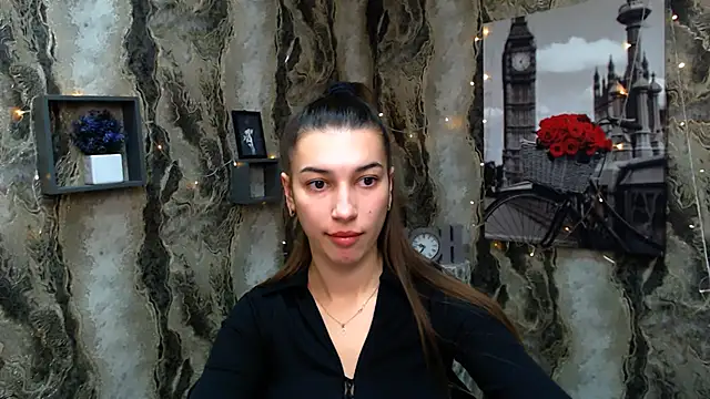 KarolinaRosse  online show from 01/08/25, 10:26