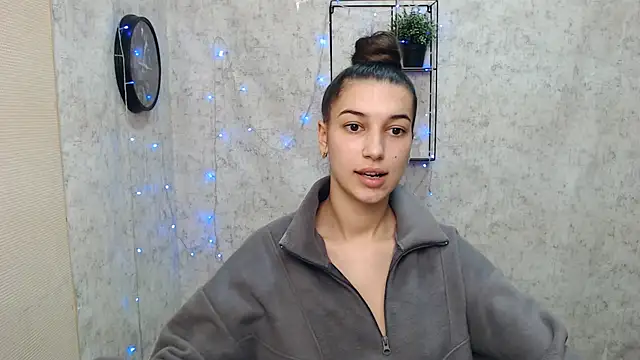KarolinaRosse  online show from 01/14/25, 10:27