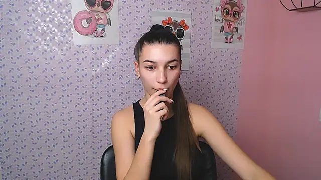 KarolinaRosse  online show from 01/18/25, 01:18