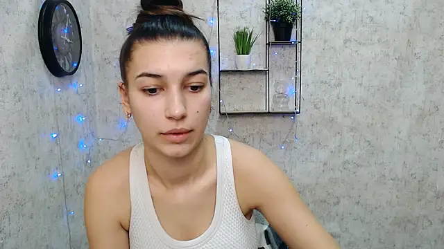 KarolinaRosse  online show from 01/29/25, 10:05