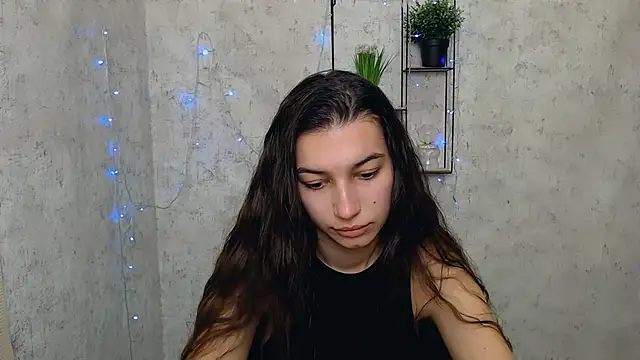 KarolinaRosse  online show from 02/26/25, 10:15