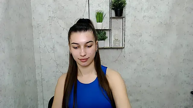 KarolinaRosse  online show from 03/16/25, 10:33