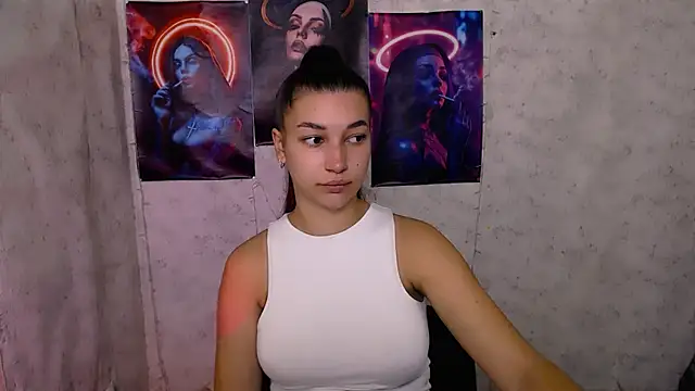 KarolinaRosse  online show from 10/08/25, 05:16