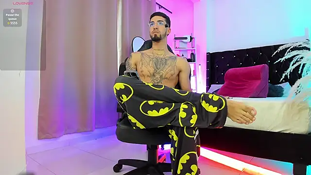 Duriel  online show from 11/21/25, 04:27