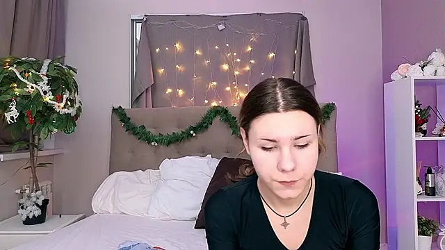 Snapshot of Bella_Murrr chatting on 01/13/25, 12:56 Bella Murrr online show from 01/13/25, 12:56